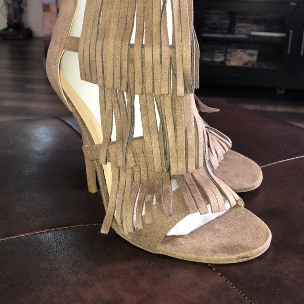 Fringe Heels - Picture 2 of 2